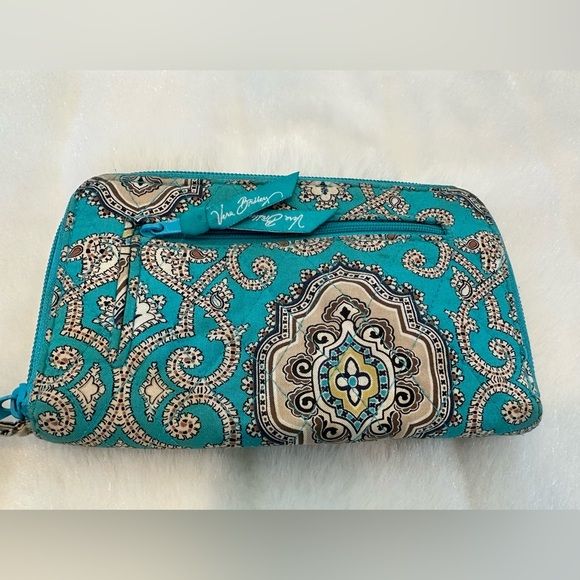 Vera Bradley Turquoise and Beige Paisley Patterned Wallet - Picture 2 of 5